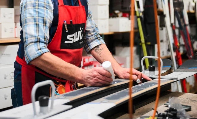 Binding Mounting (Ski Room)